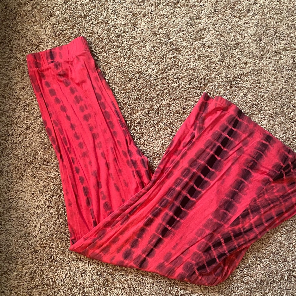 Flowy, wide legged pants